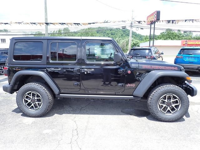 Used 2024 Jeep Wrangler Unlimited Rubicon AWD/4WD image 9