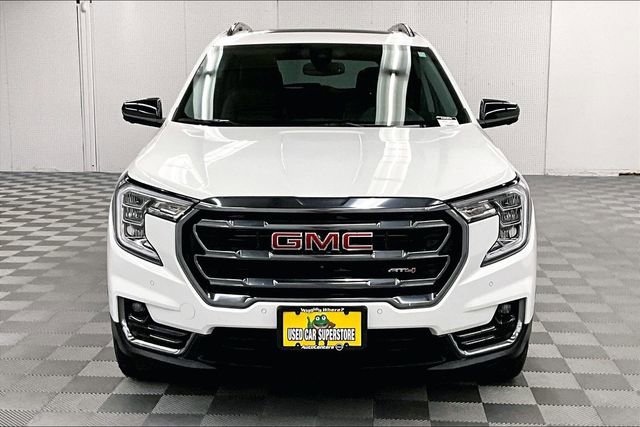 Used 2023 GMC Terrain AT4 w/ Infotainment Package II image 4