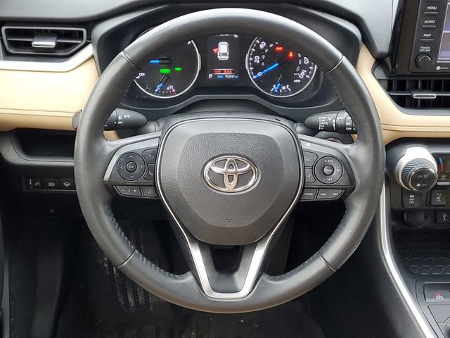Used 2022 Toyota RAV4 XLE Premium AWD/4WD image 32