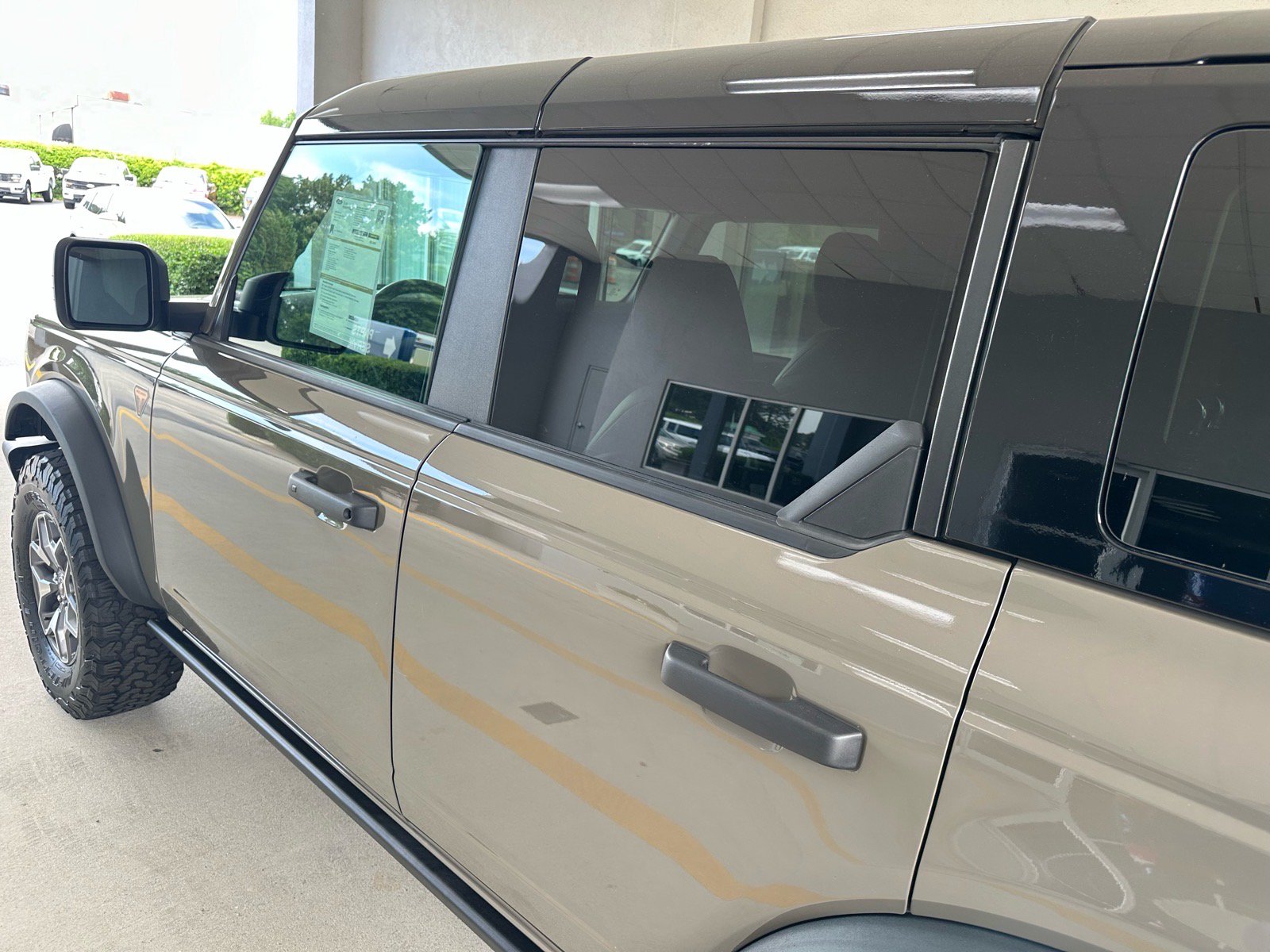 Used 2025 Ford Bronco Badlands AWD/4WD image 13