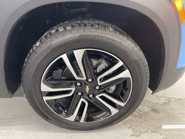 Used 2024 Chevrolet TrailBlazer LT AWD/4WD image 31