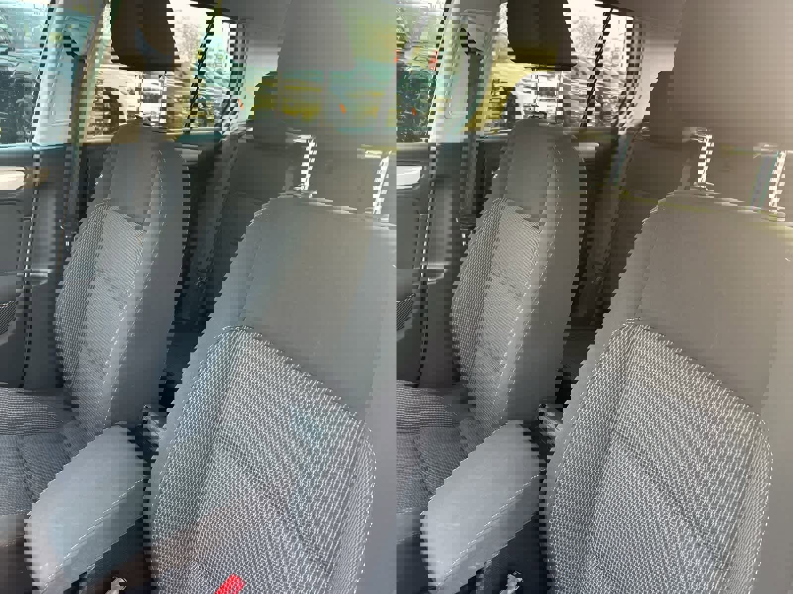 Used 2014 Volkswagen Golf TDI image 22