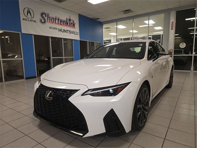 Used 2024 Lexus IS 300 F Sport image 1