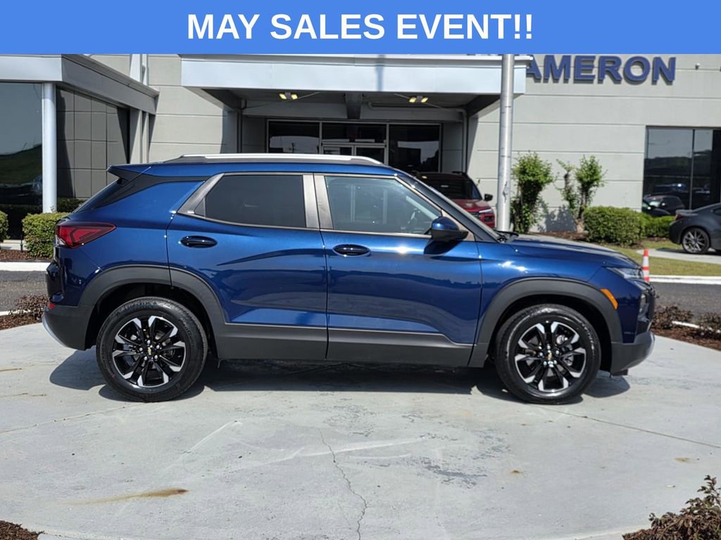 Used 2022 Chevrolet TrailBlazer LT FWD image 33