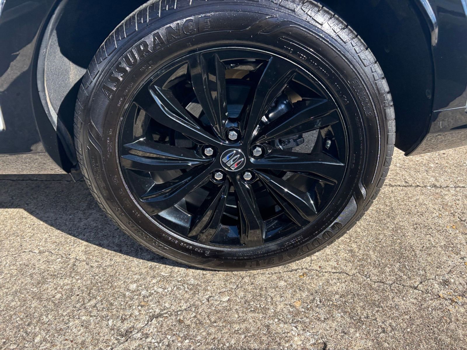 Used 2025 Buick Envista Sport Touring image 29