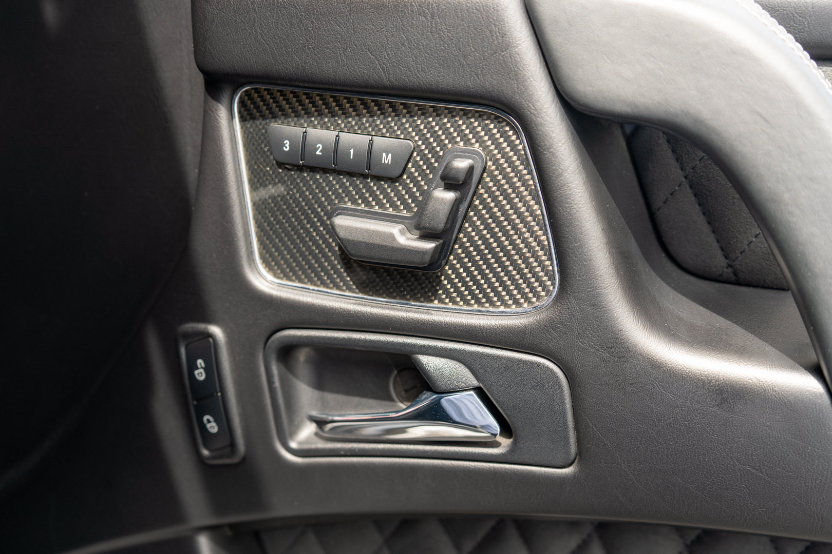 Used 2018 Mercedes-Benz G 550 Squared image 26