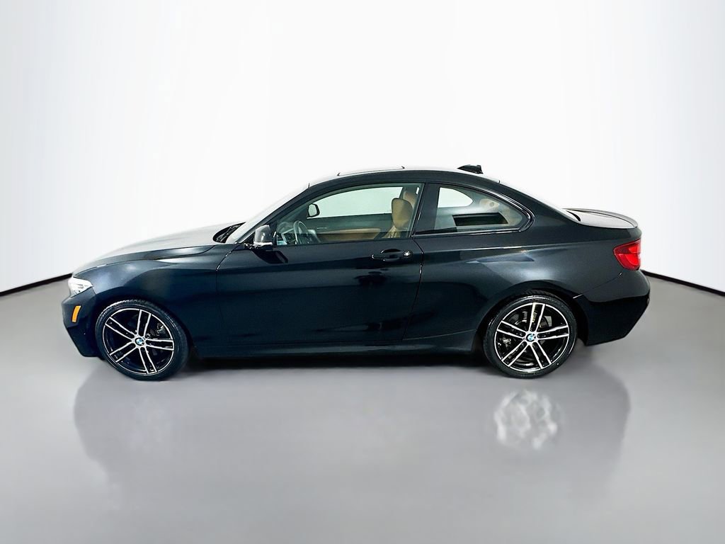 Used 2020 BMW 230i Coupe w/ M Sport Package image 2
