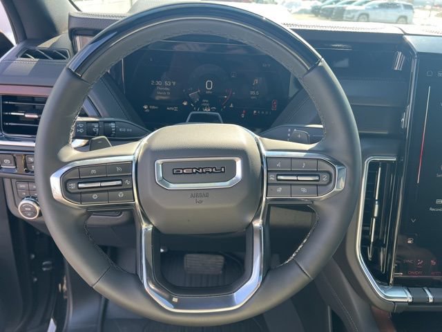 Used 2026 GMC Yukon XL Denali w/ Denali Reserve Package AWD/4WD image 16