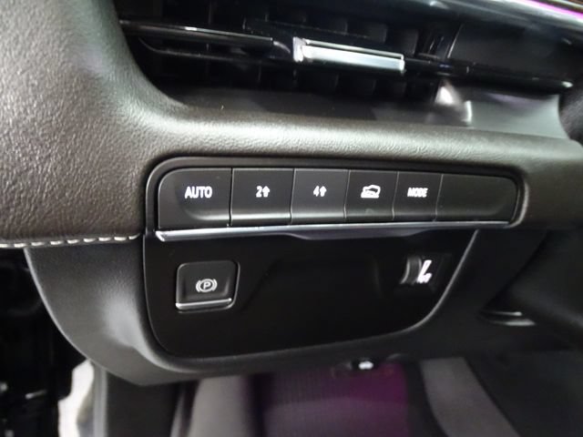 Certified 2024 Cadillac Escalade Premium Luxury w/ LPO, Floor Liner Package AWD/4WD image 12