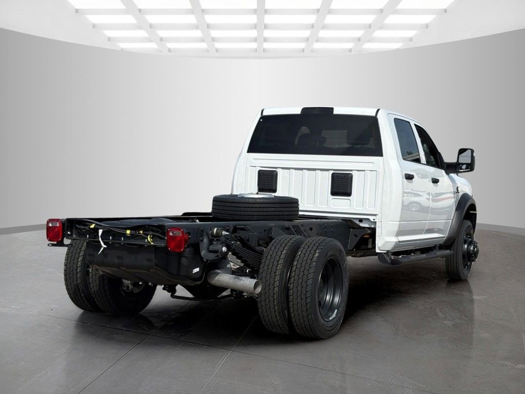 New 2026 RAM 5500 Tradesman AWD/4WD image 3