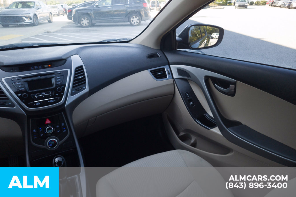 Used 2016 Hyundai Elantra SE FWD image 17
