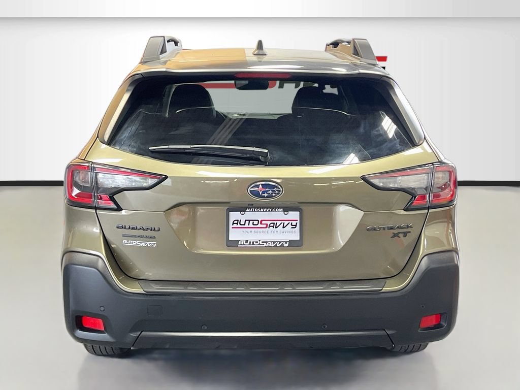 Used 2024 Subaru Outback Onyx Edition XT AWD/4WD image 6