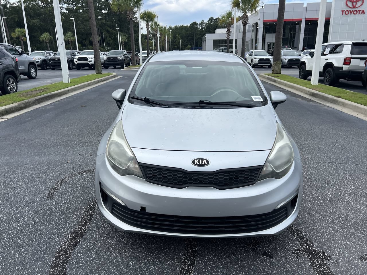 Used 2017 Kia Rio LX w/ Power Package FWD image 3