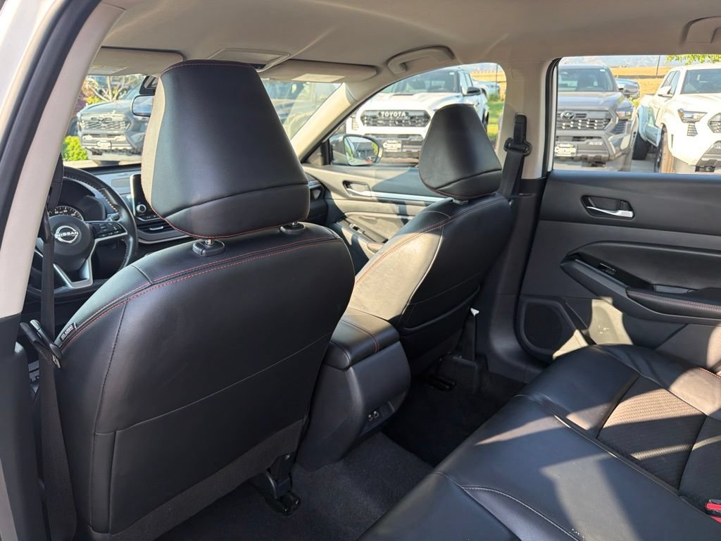 Used 2024 Nissan Altima 2.5 SR FWD image 19