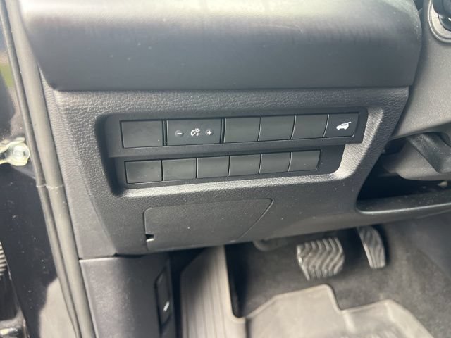 Used 2024 Mitsubishi Outlander SE Black Edition AWD/4WD image 8
