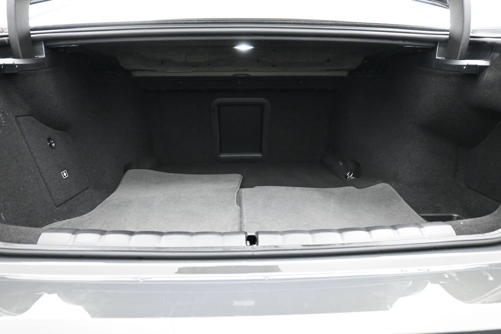 Used 2023 BMW i7 xDrive60 AWD/4WD image 23