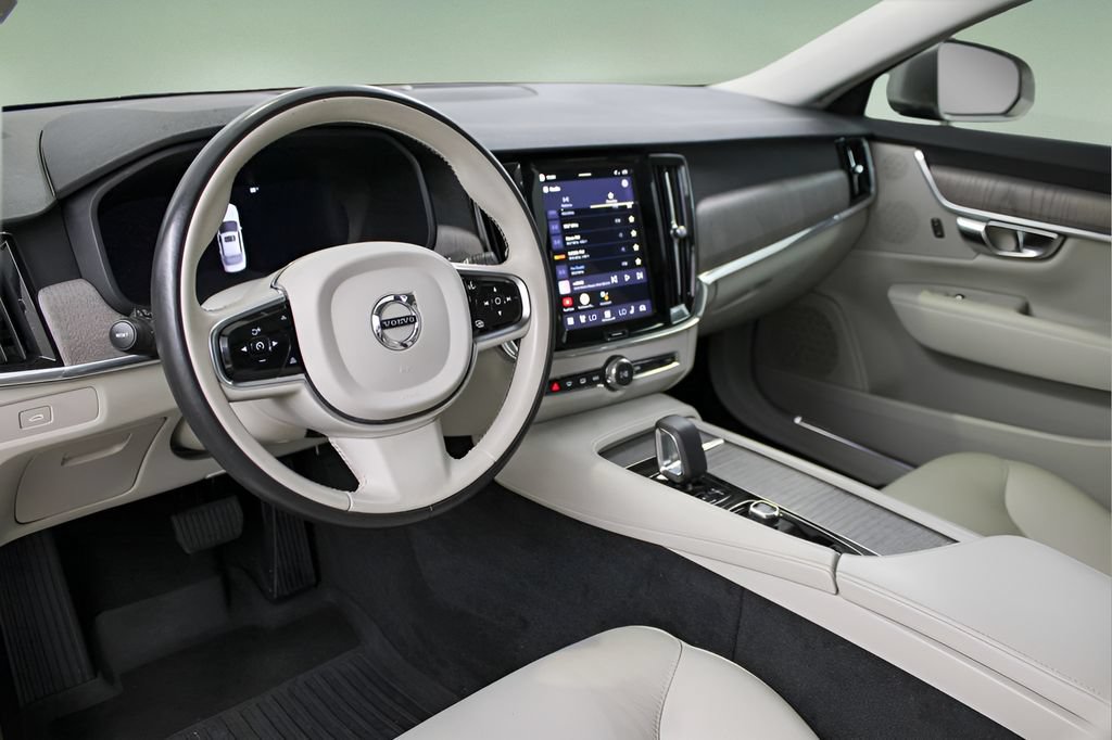 Certified 2023 Volvo S90 B6 Plus w/ Protection Package Premier AWD/4WD image 2