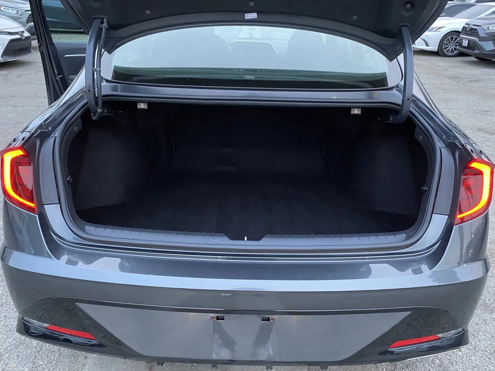 Used 2023 Hyundai Sonata SEL image 9