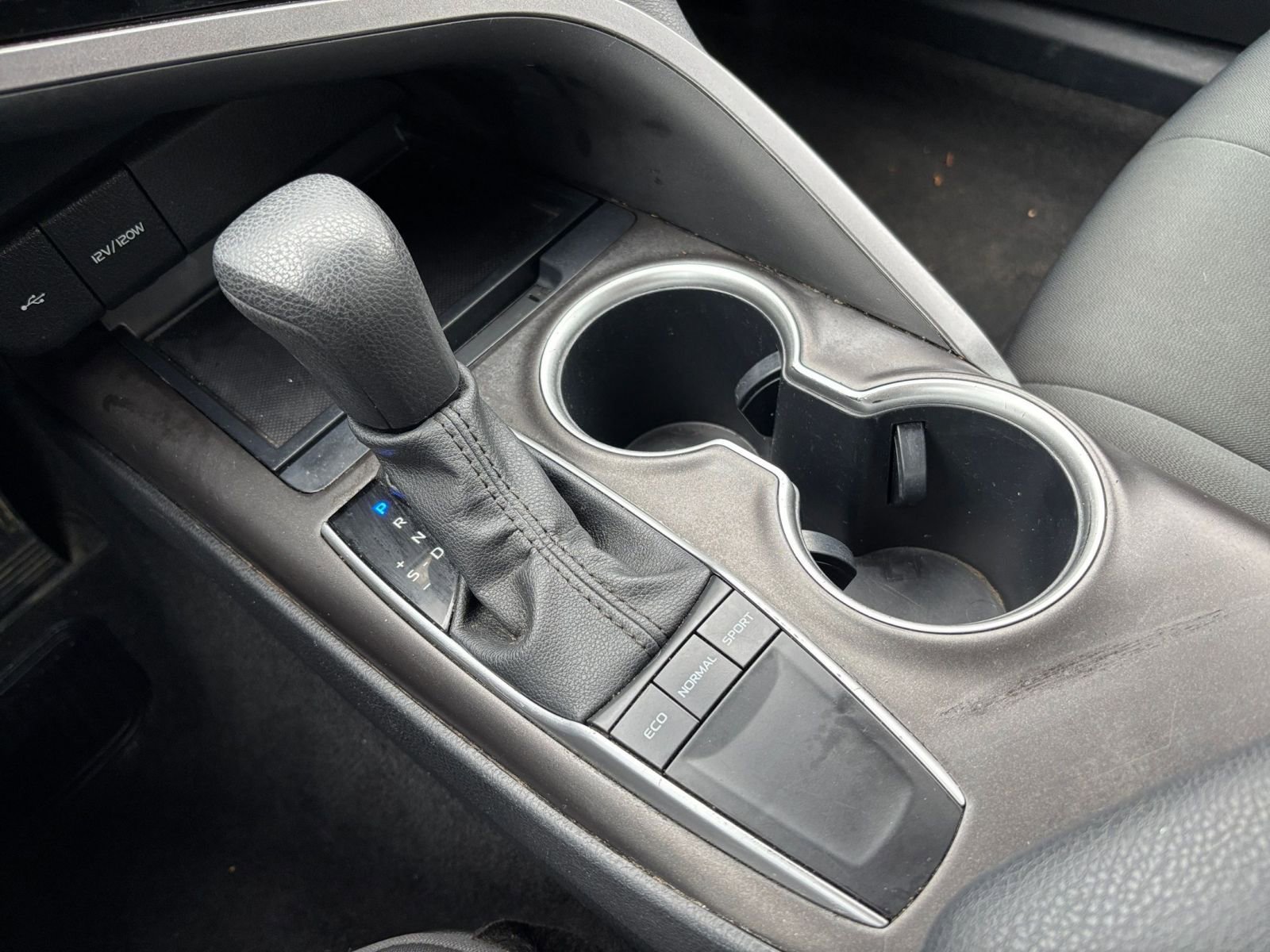 Used 2023 Toyota Camry LE FWD image 41