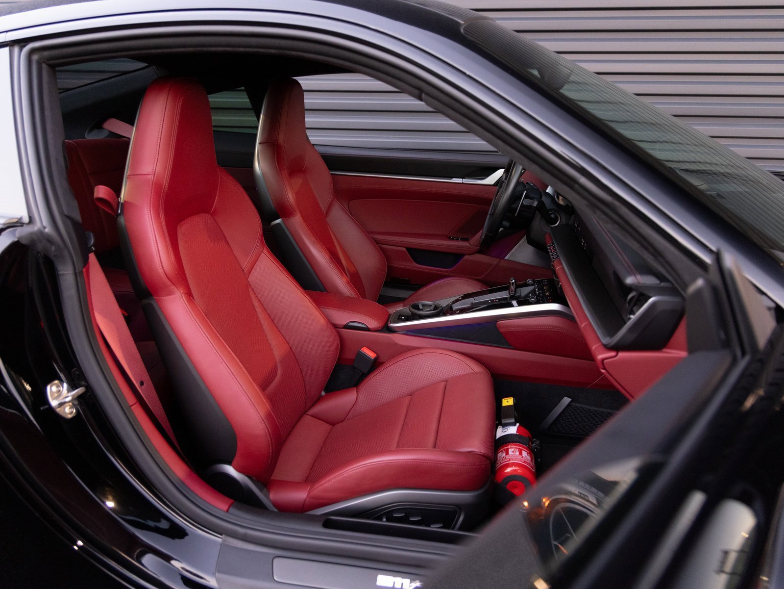 Used 2021 Porsche 911 Turbo S image 30