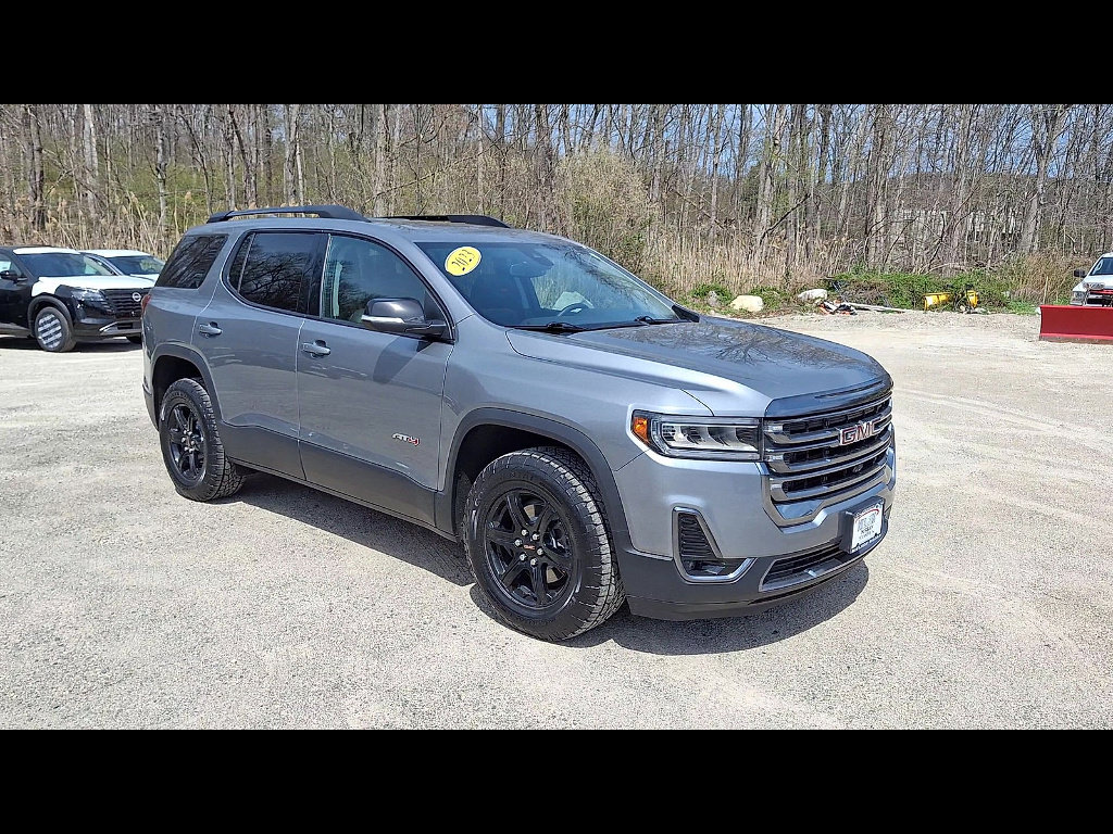 Used 2023 GMC Acadia AT4 w/ Technology Package AWD/4WD image 2