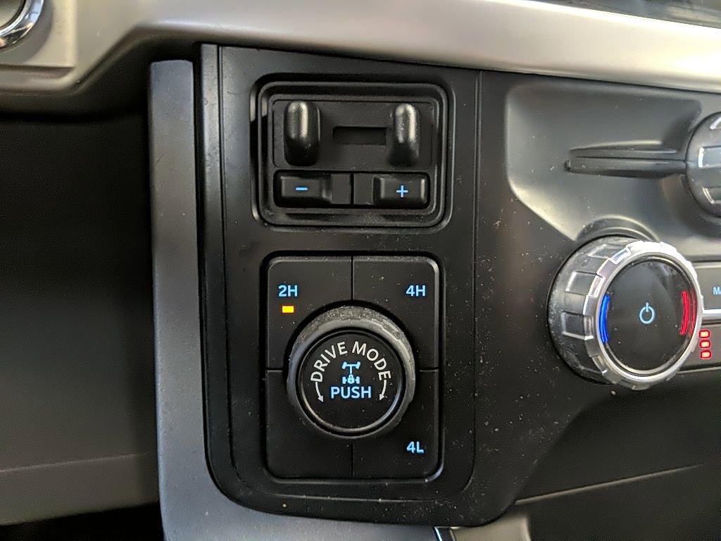 Certified 2022 Ford F150 XLT w/ Equipment Group 302A High image 20