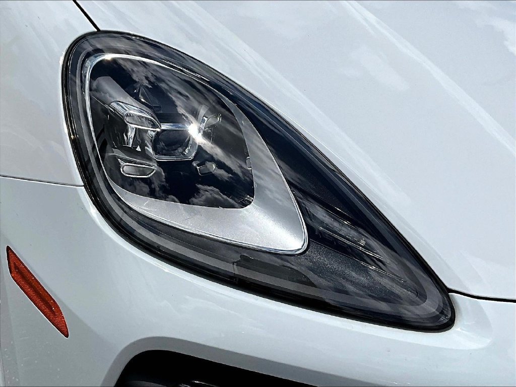Used 2023 Porsche Cayenne AWD/4WD image 29
