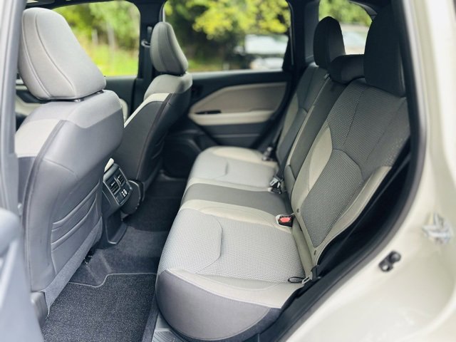 Used 2025 Subaru Forester Premium image 21
