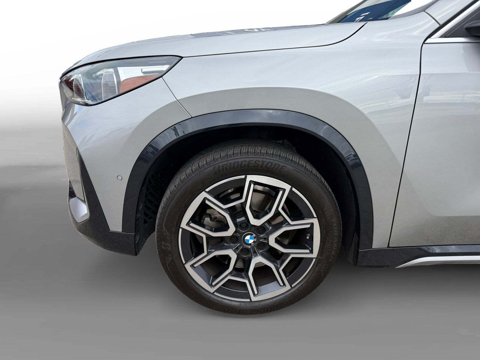 Used 2023 BMW X1 xDrive28i w/ Convenience Package AWD/4WD image 9