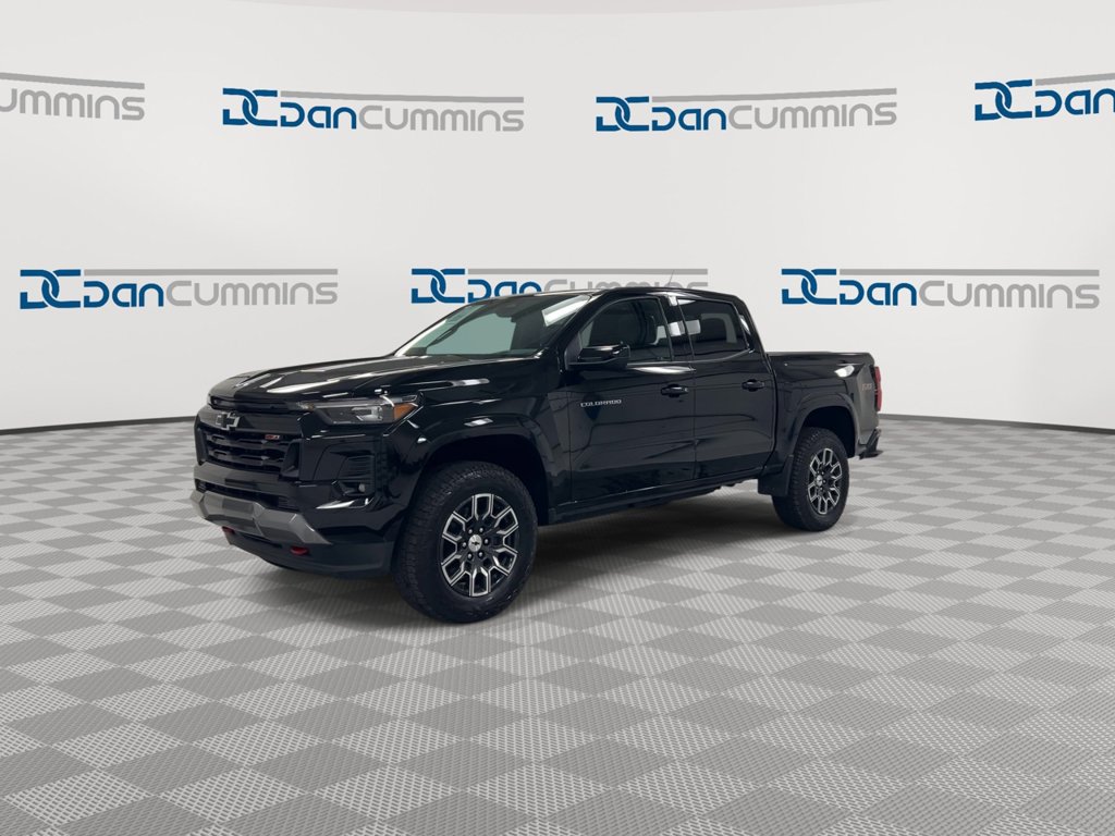 Used 2023 Chevrolet Colorado Z71 w/ Z71 Convenience Package 2 AWD/4WD image 4
