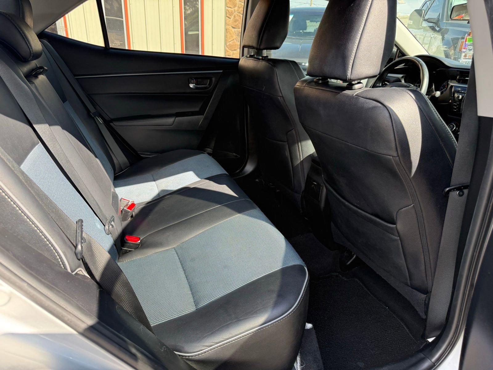 Used 2015 Toyota Corolla S image 14