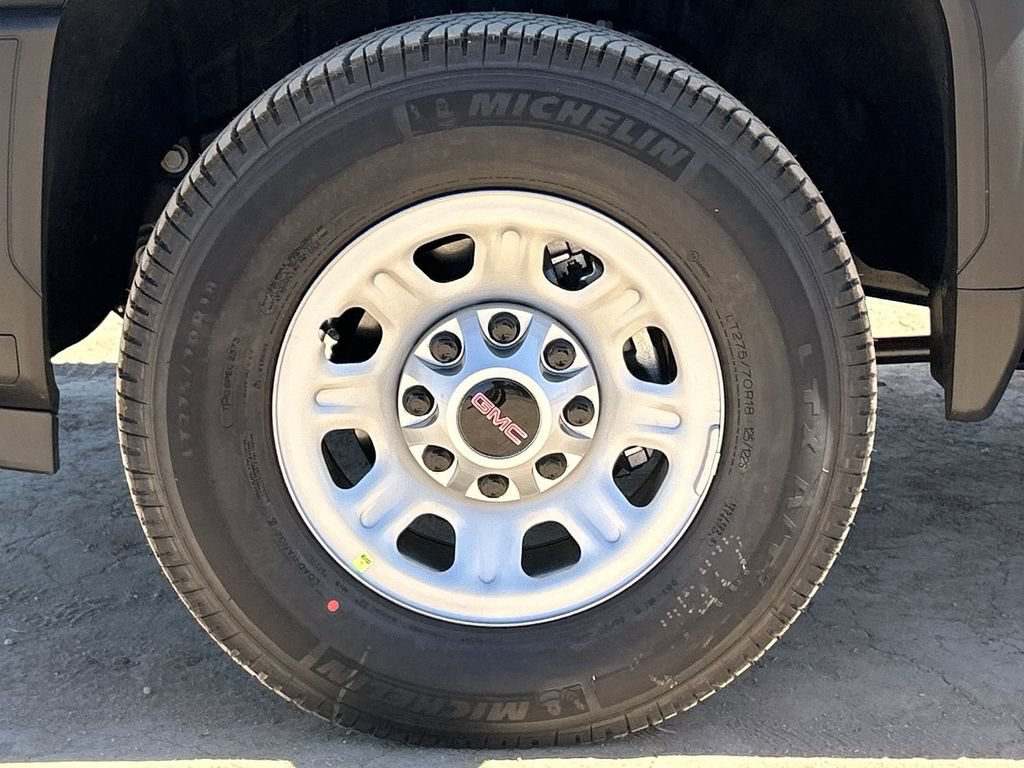 New 2026 GMC Sierra 2500 Pro AWD/4WD image 32