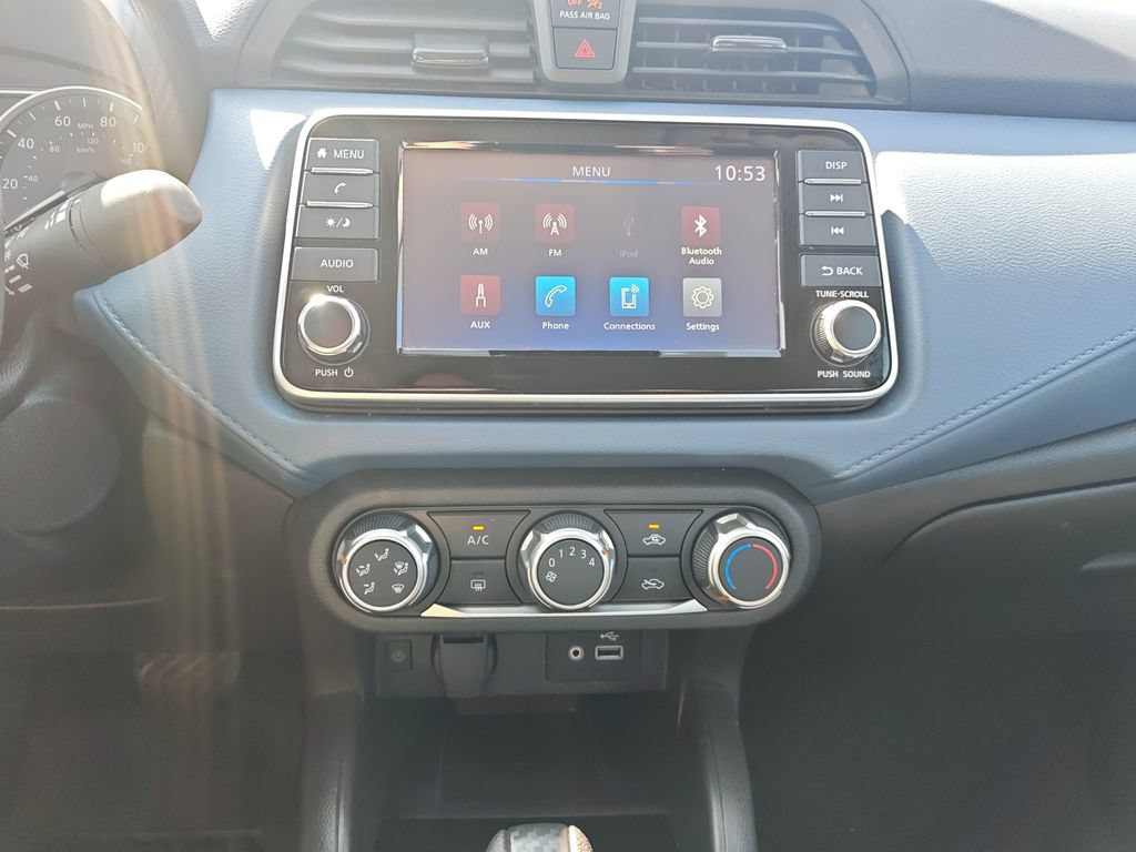 Used 2024 Nissan Versa SV FWD image 21