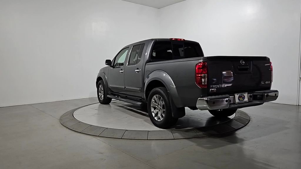 Used 2019 Nissan Frontier SL AWD/4WD image 3
