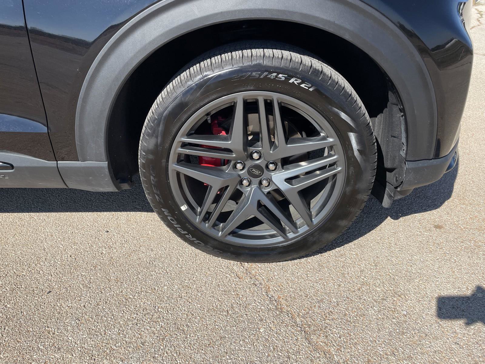 Used 2025 Ford Explorer ST-Line w/ ST-Line Street Pack image 36