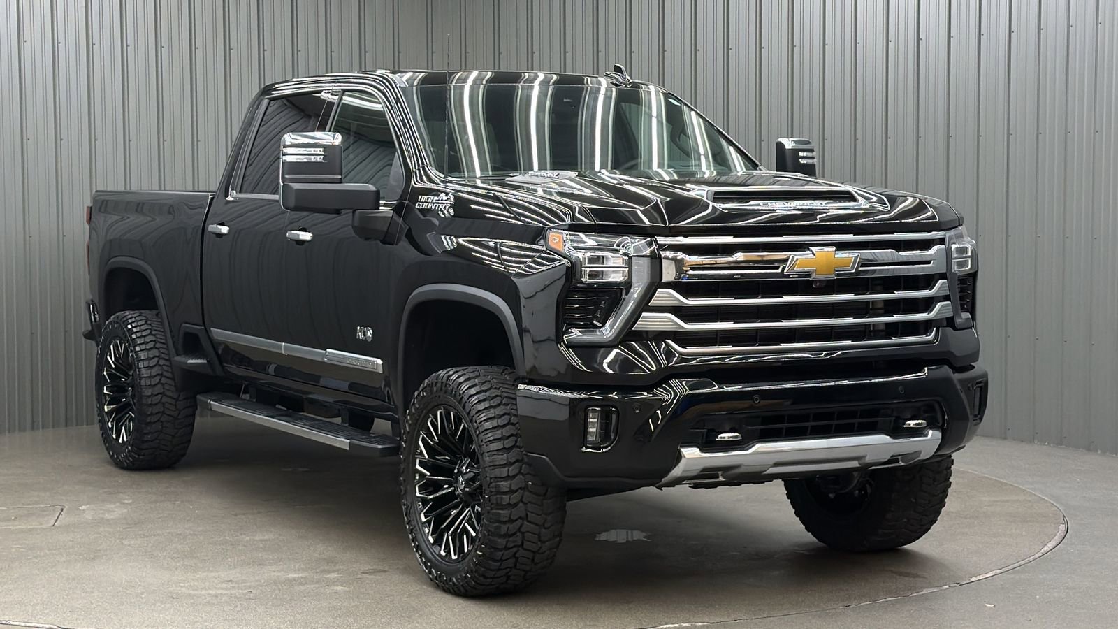 Used 2025 Chevrolet Silverado 2500 High Country w/ Technology Package image 7