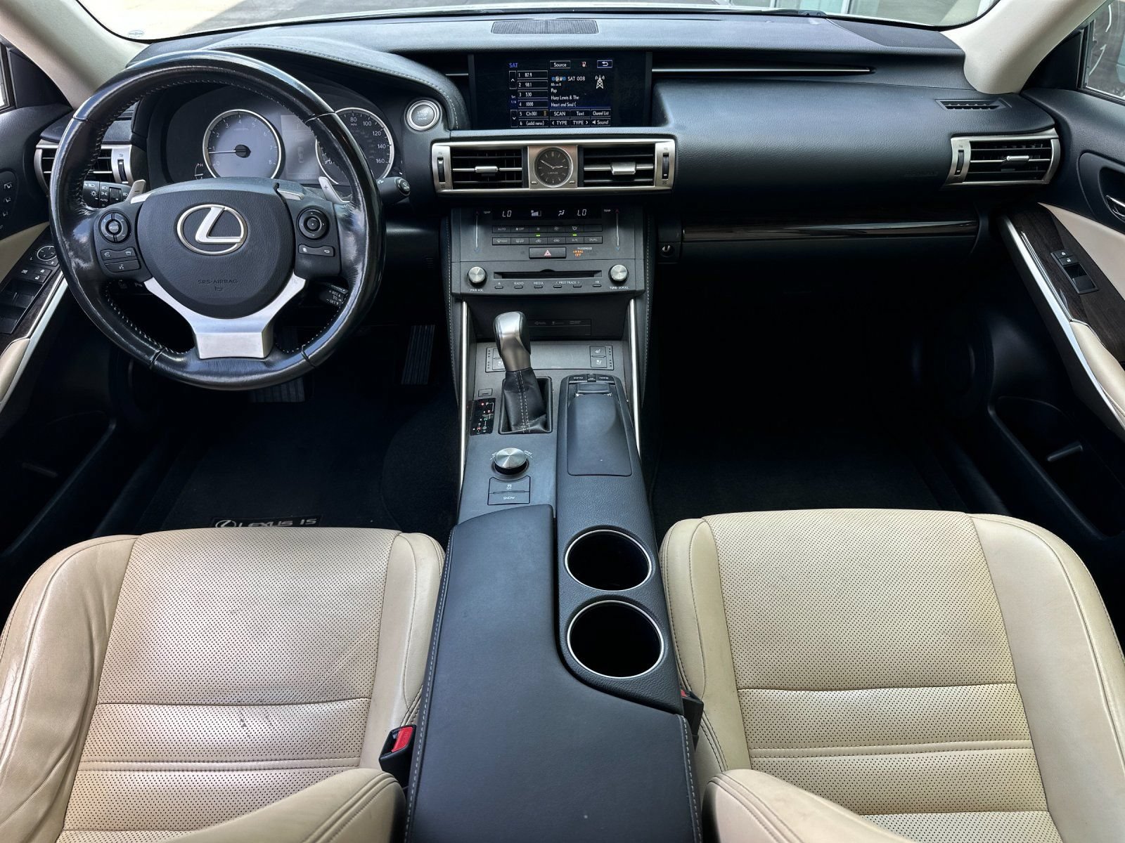 Used 2015 Lexus IS 350 AWD image 12