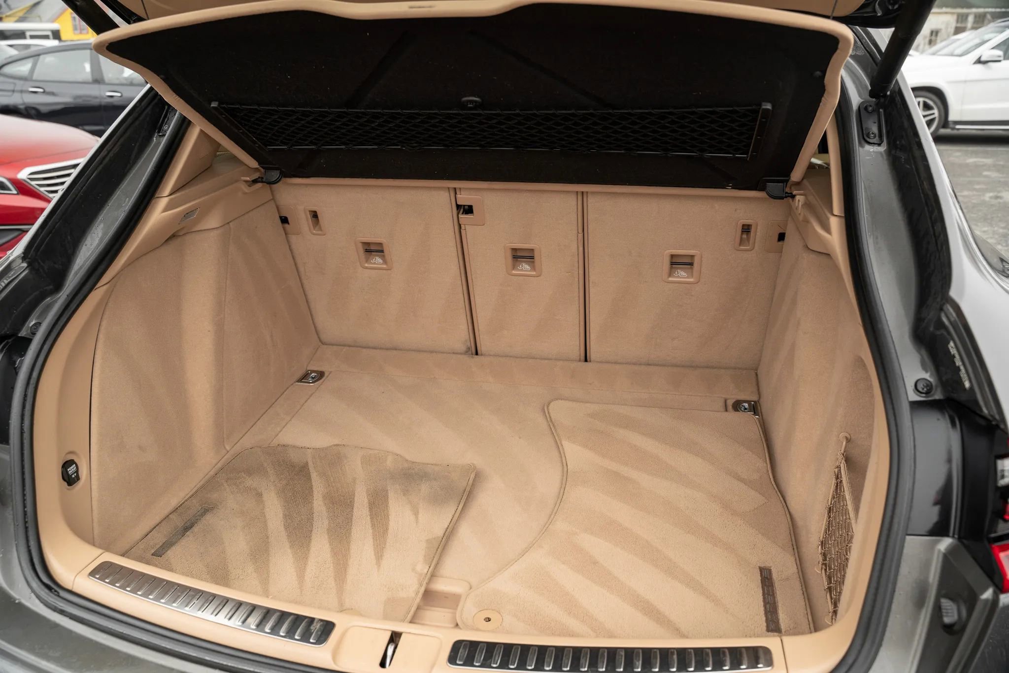 Used 2017 Porsche Macan Sport Edition image 9