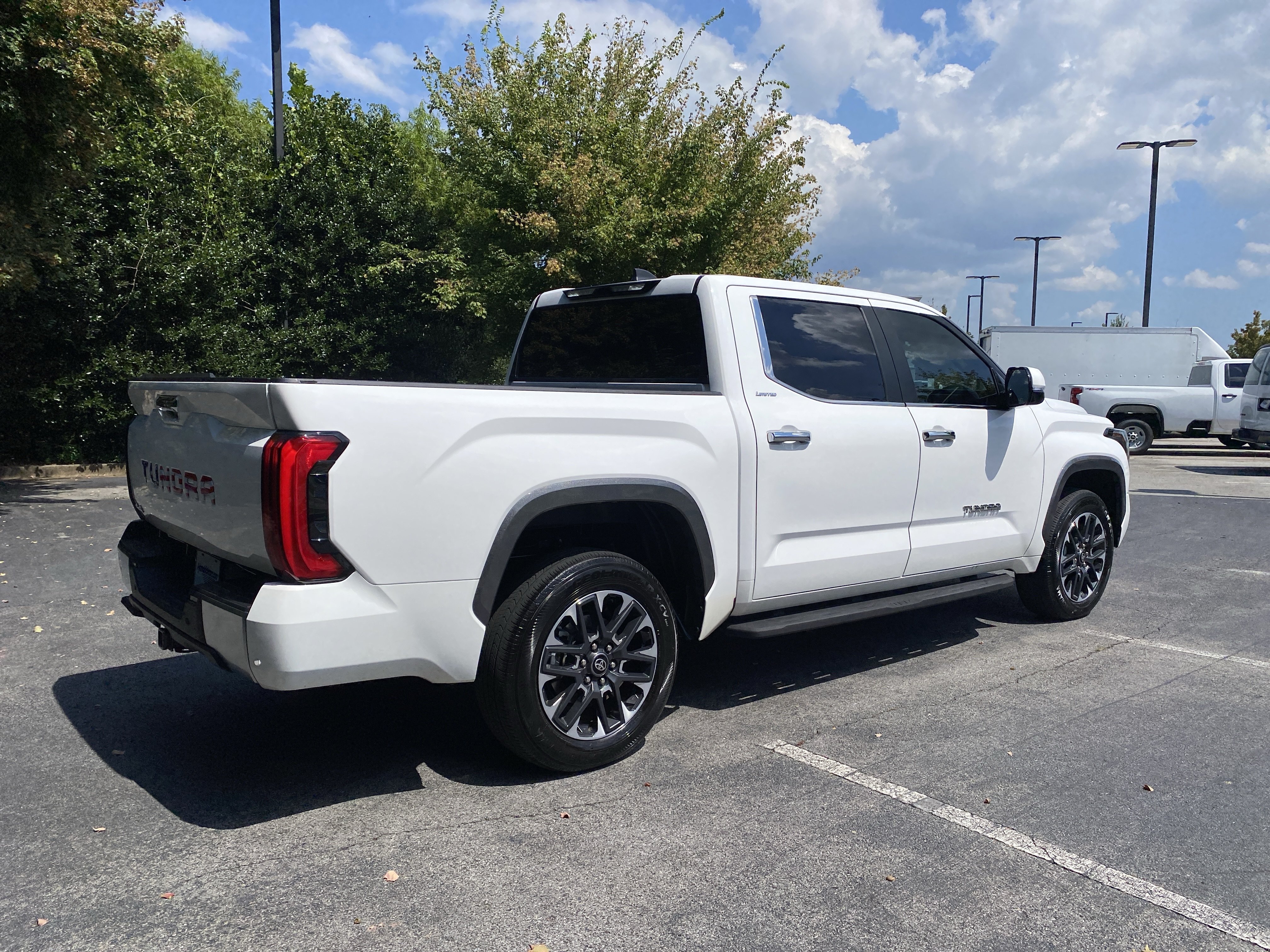 Used 2025 Toyota Tundra Limited AWD/4WD image 50