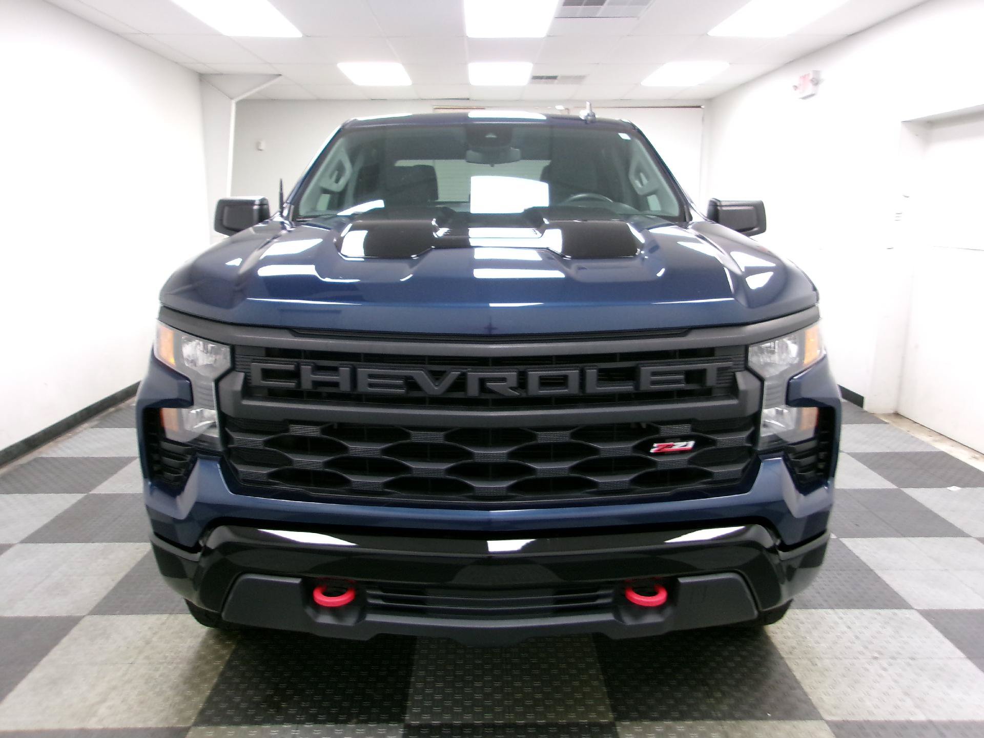 Used 2022 Chevrolet Silverado 1500 Custom Trail Boss AWD/4WD image 15