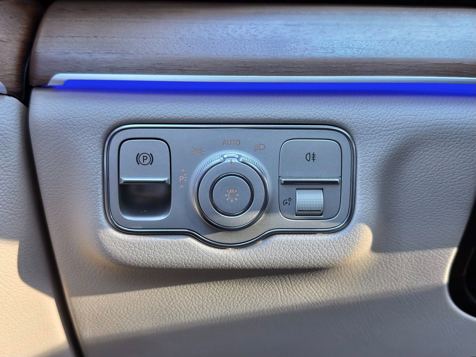 Used 2023 Mercedes-Benz GLE 350 4MATIC image 24