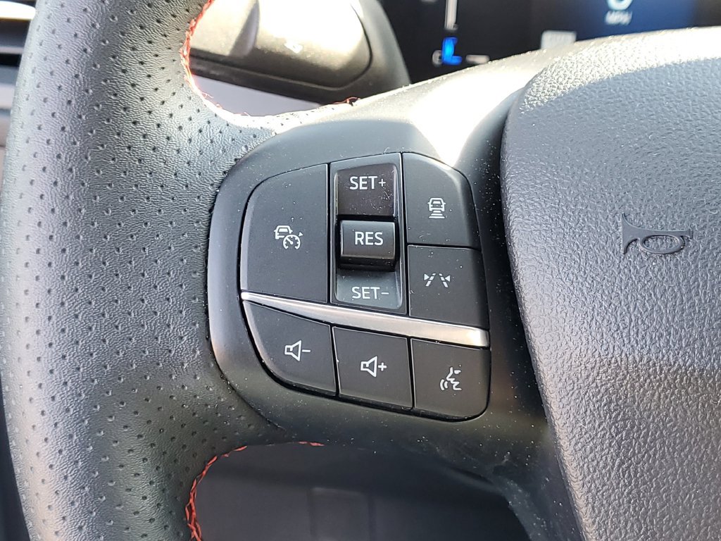 Certified 2024 Ford Escape ST-Line w/ Tech Pack #1 AWD/4WD image 24