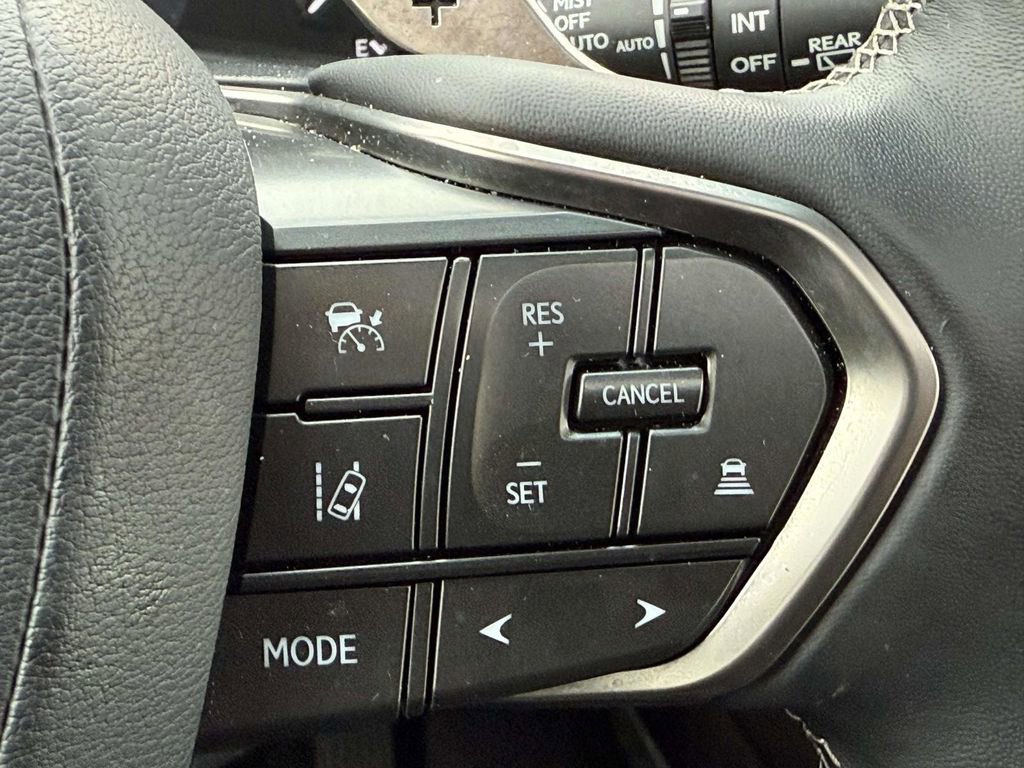 Used 2024 Lexus LX 600 4WD w/ Appearance Package image 23