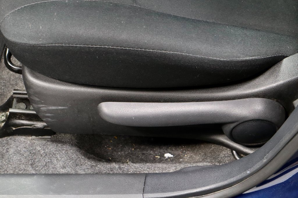 Used 2013 Nissan Versa S image 23