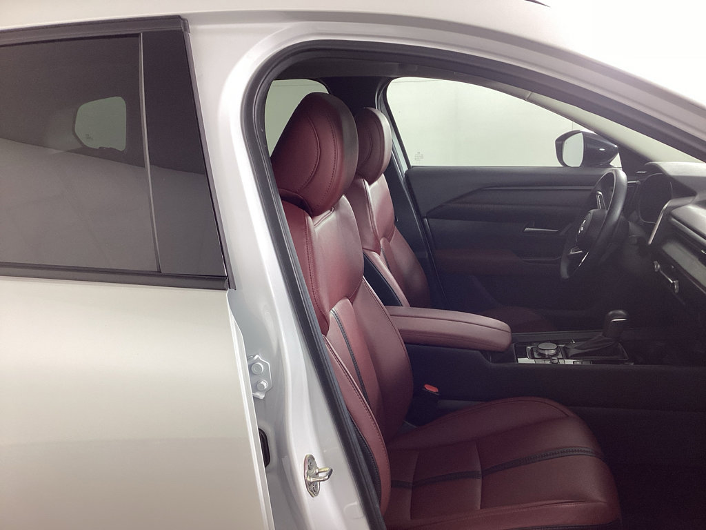 Used 2025 MAZDA CX-50 AWD 2.5 Hybrid w/ Premium Pkg image 8