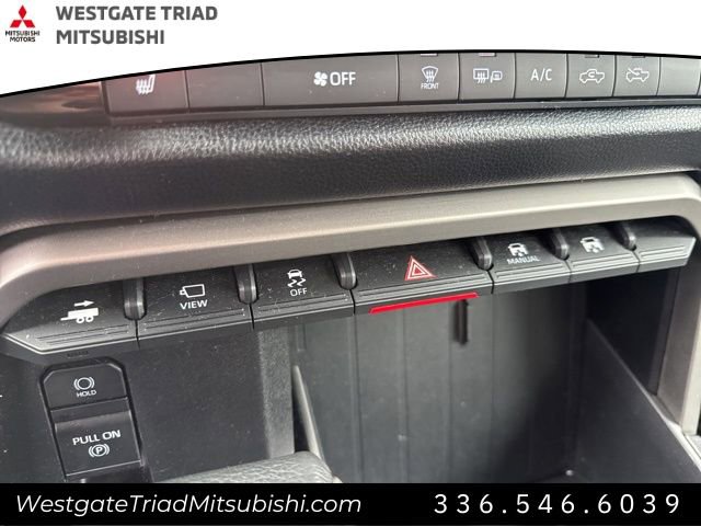 Used 2022 Toyota Tundra SR5 w/ Advanced Technology Package image 22