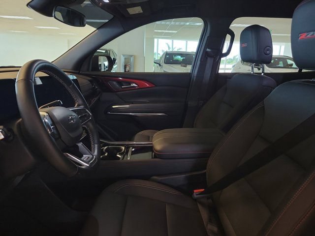 Used 2025 Chevrolet Traverse Z71 AWD/4WD image 28