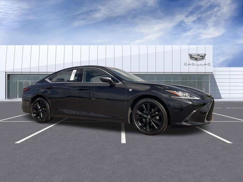 Used 2022 Lexus ES 350 F Sport w/ Accessory Package 2
