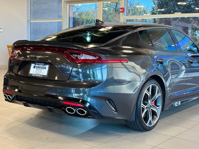 Used 2021 Kia Stinger GT2 image 11