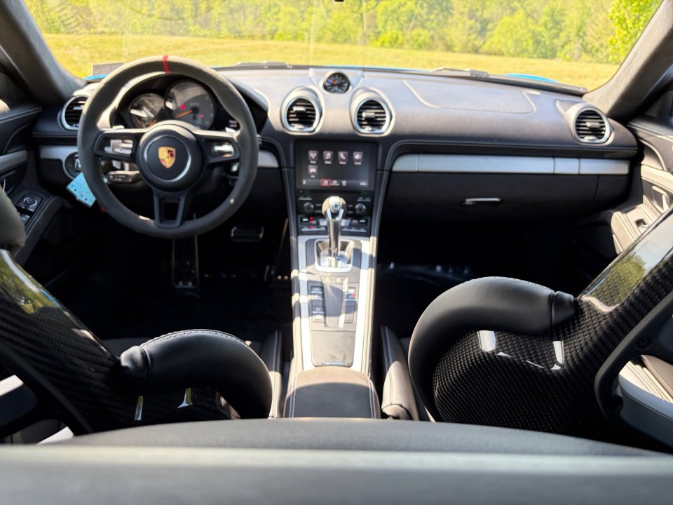 Certified 2022 Porsche 718 Cayman GT4 RWD image 16